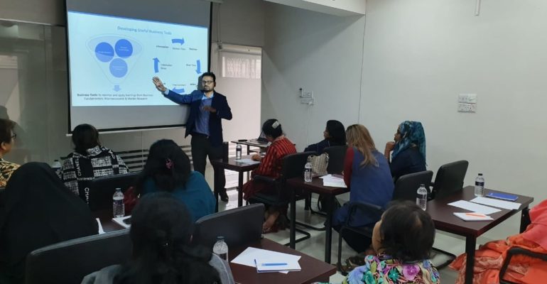 LightCastle Partners Conducts Training for Women-Business Owners for Corporate Connect’s MasterClass