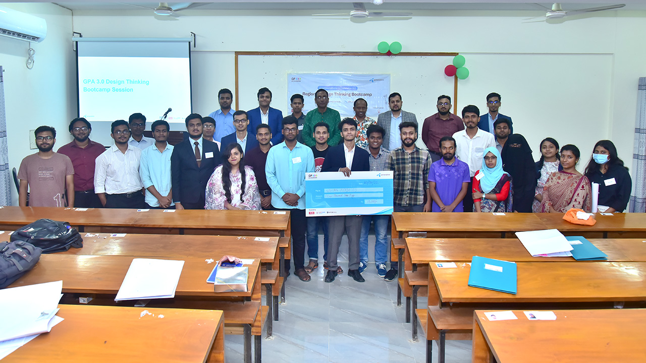 Participants at the Grameenphone Accelerator Design Thinking Bootcamp in Rajshahi