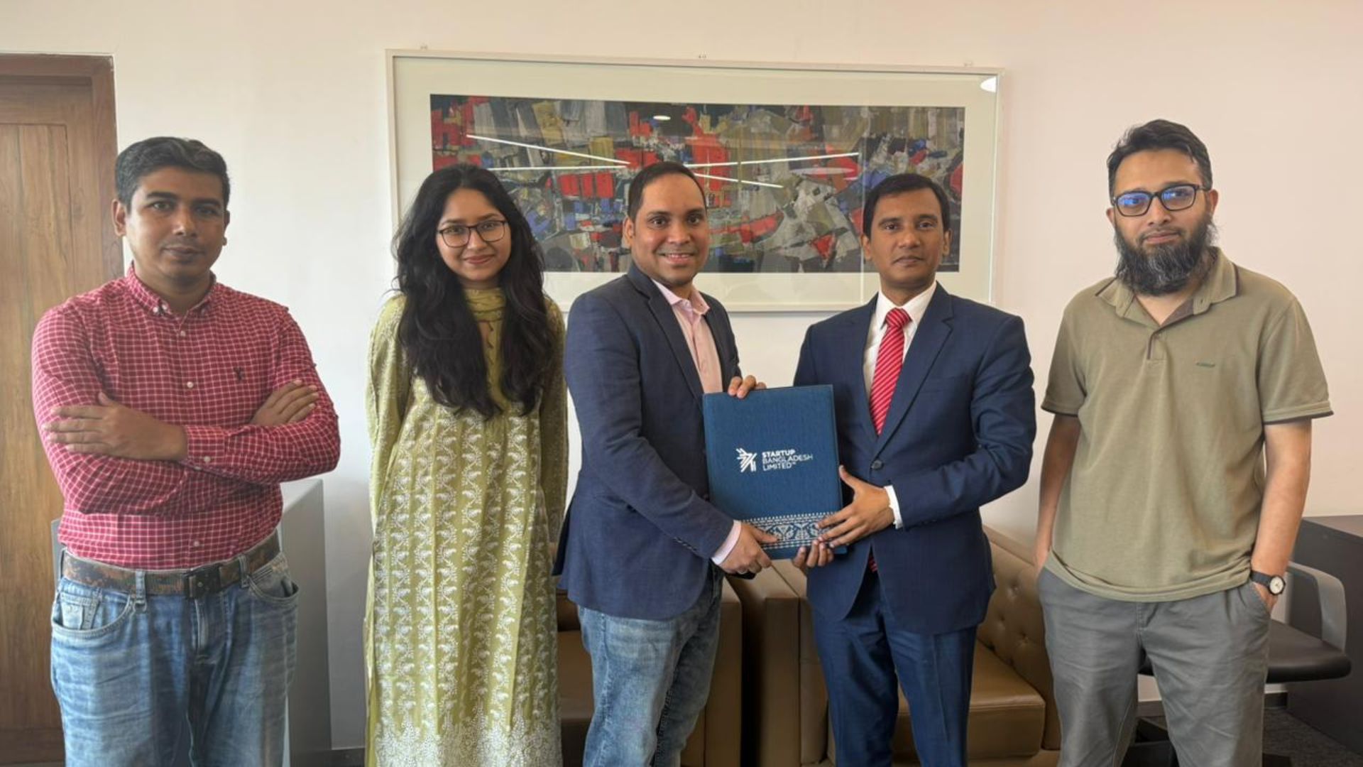Startup Bangladesh and LightCastle Partners Form Strategic Alliance to Strengthen Startup Ecosystem 