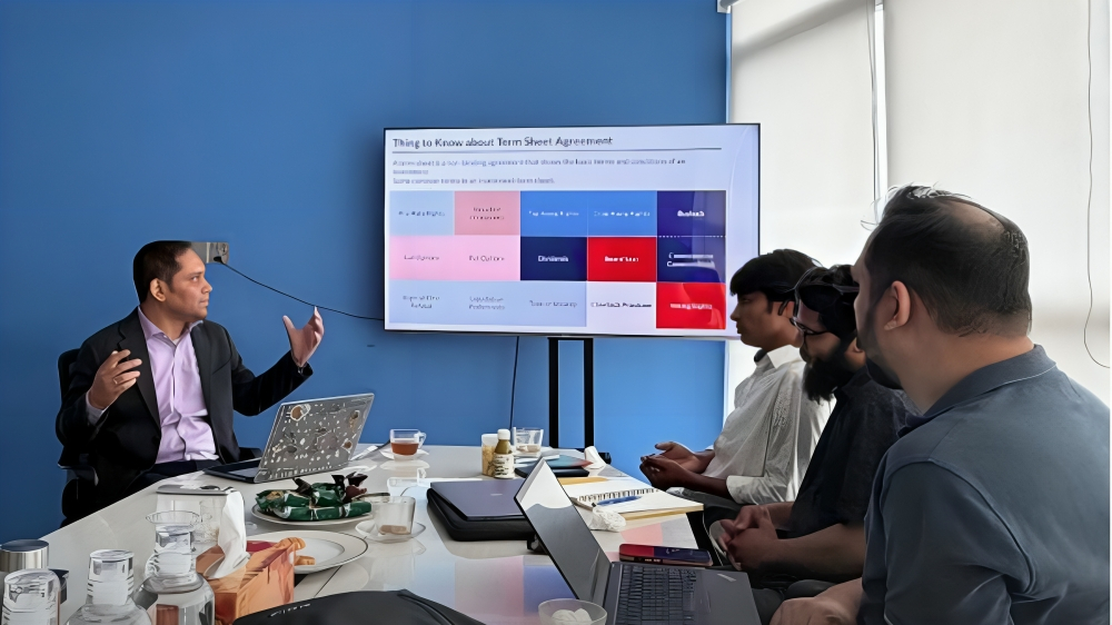 LightCastle Partners Leads Mentorship Program for Orange Corners Bangladesh Cohort 6