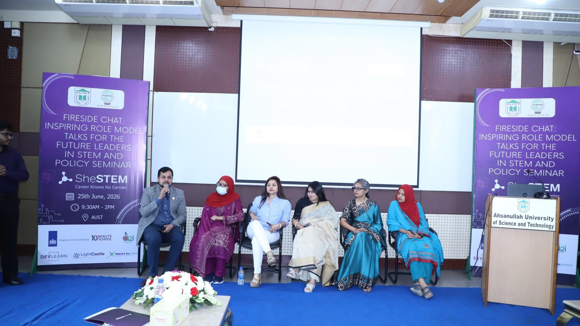 Omar Farhan Khan, Principal Business Consultant & Portfolio Manager at LightCastle Partners amongst the moderating panel
